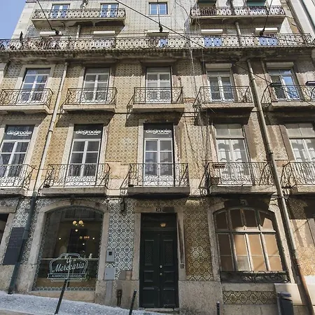 Lägenhet Bright Flat In Chiado!