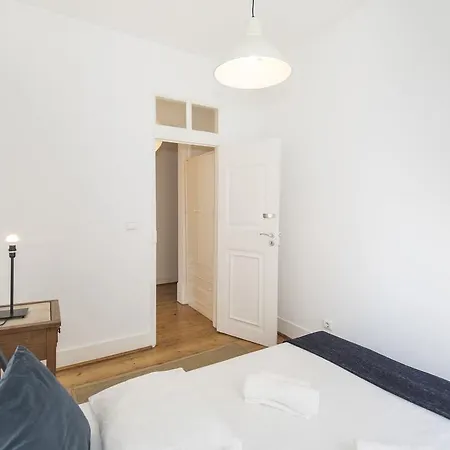 Lägenhet Bright Flat In Chiado! *