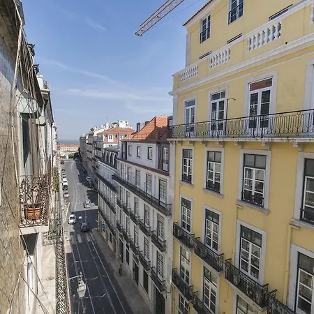 Lägenhet Bright Flat In Chiado! *
