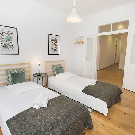 Bright Flat In Chiado! Lisboa