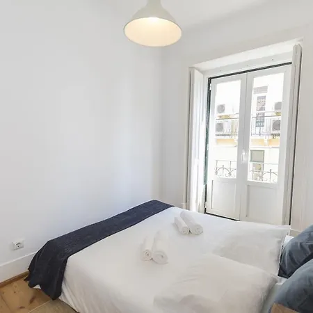 דירה Bright Flat In Chiado! *