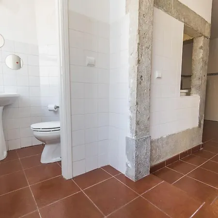 דירה Bright Flat In Chiado! ליסבון